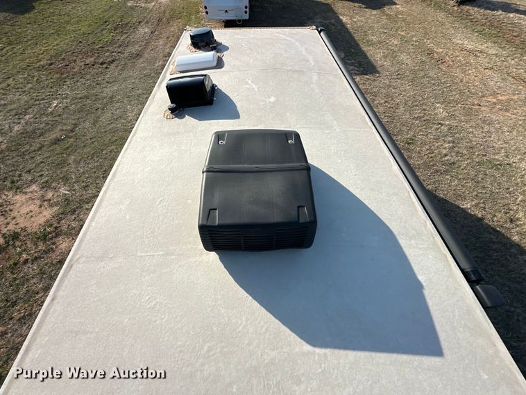 image for item OM9990 2022 Heartland  Prowler camper