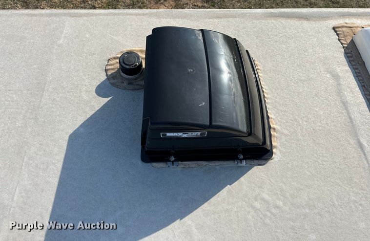 image for item OM9990 2022 Heartland  Prowler camper