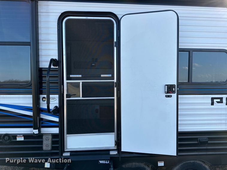 image for item OM9990 2022 Heartland  Prowler camper