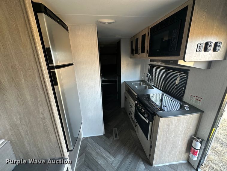 image for item OM9990 2022 Heartland  Prowler camper