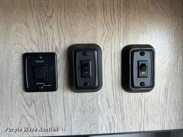 image for item OM9990 2022 Heartland  Prowler camper