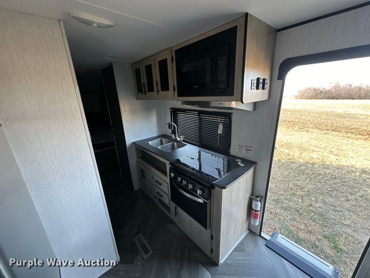 image for item OM9990 2022 Heartland  Prowler camper