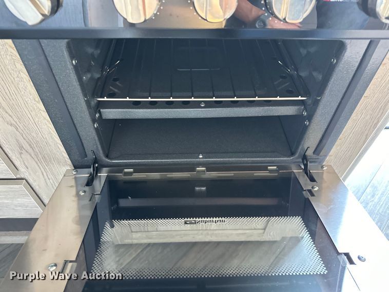 image for item OM9990 2022 Heartland  Prowler camper