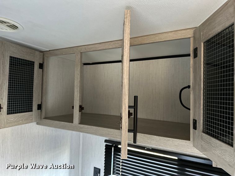 image for item OM9990 2022 Heartland  Prowler camper