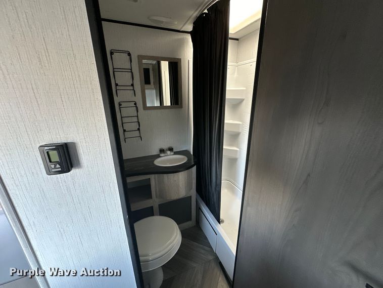 image for item OM9990 2022 Heartland  Prowler camper