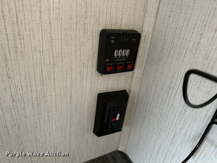 image for item OM9990 2022 Heartland  Prowler camper