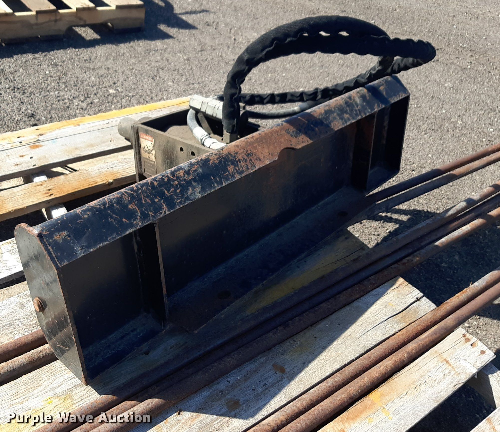 (3) compact utility loader attachments in Andover, KS | Item DV9902 ...