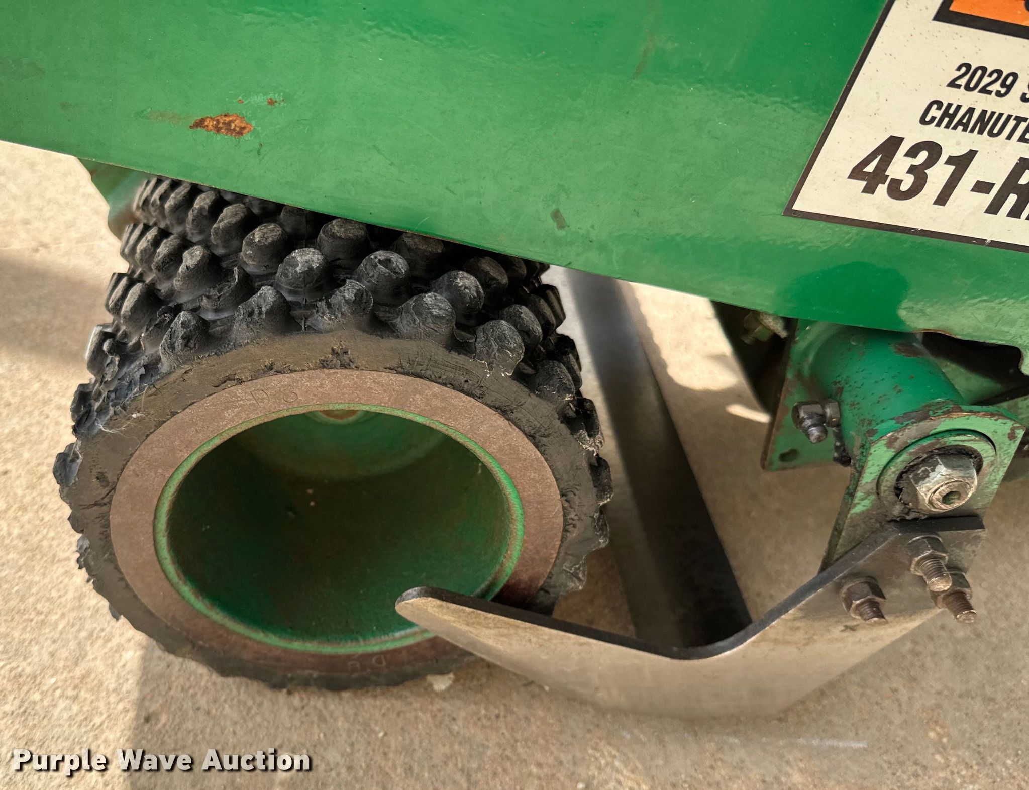 Cushman Ryan Jr. 544845C sod cutter in Chanute, KS Item OJ9684 for