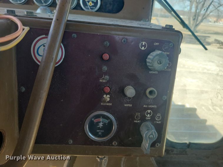 image for item DG0419 1976 Caterpillar  D9G dozer