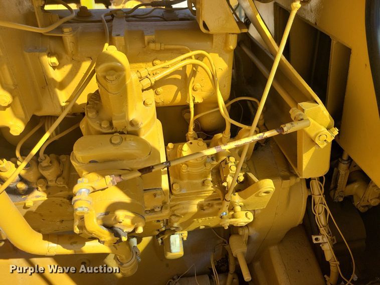 image for item DG0419 1976 Caterpillar  D9G dozer