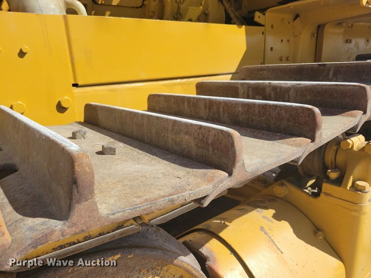 image for item DG0419 1976 Caterpillar  D9G dozer