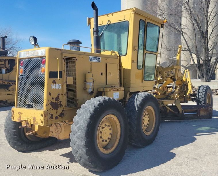 image for item DG0420 1984 Caterpillar  140G motor grader