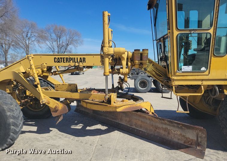 image for item DG0420 1984 Caterpillar  140G motor grader