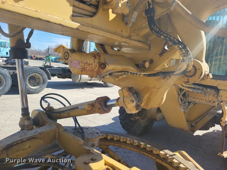 image for item DG0420 1984 Caterpillar  140G motor grader