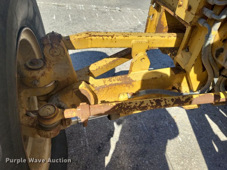 image for item DG0420 1984 Caterpillar  140G motor grader