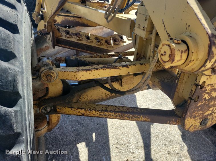 image for item DG0420 1984 Caterpillar  140G motor grader
