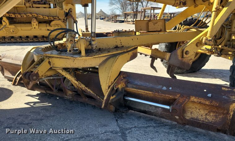 image for item DG0420 1984 Caterpillar  140G motor grader