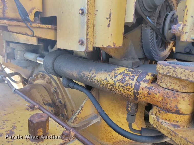 image for item DG0420 1984 Caterpillar  140G motor grader