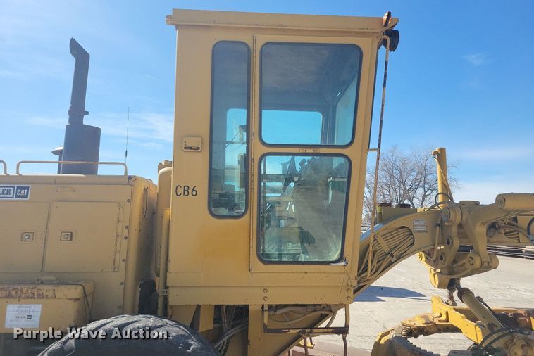 image for item DG0420 1984 Caterpillar  140G motor grader