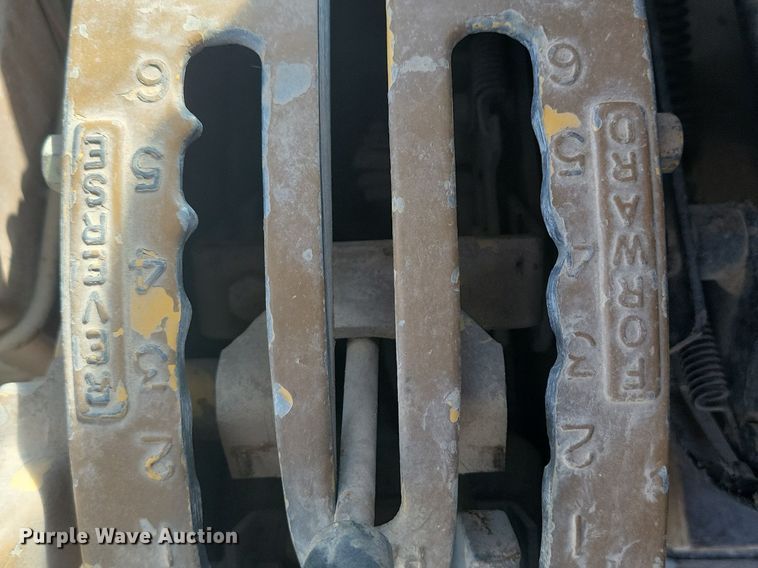 image for item DG0420 1984 Caterpillar  140G motor grader