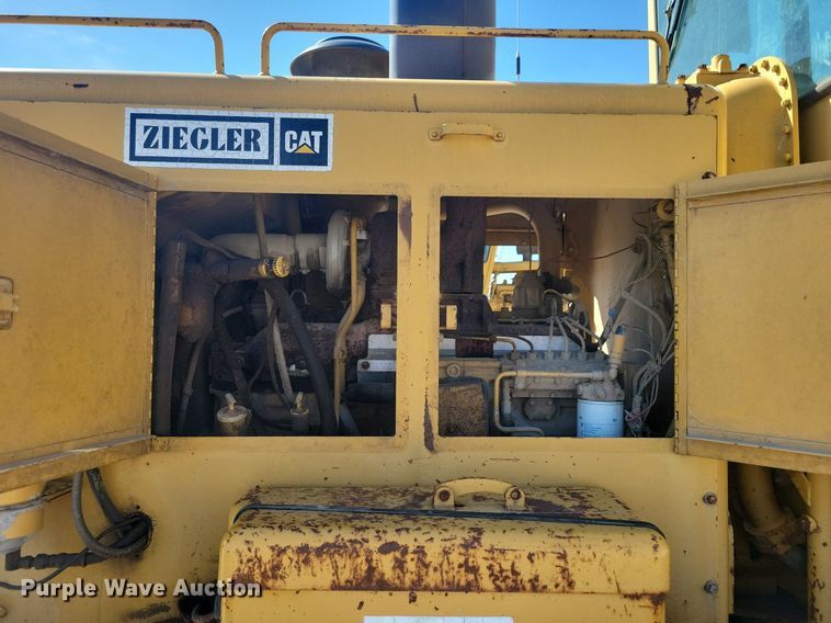 image for item DG0420 1984 Caterpillar  140G motor grader