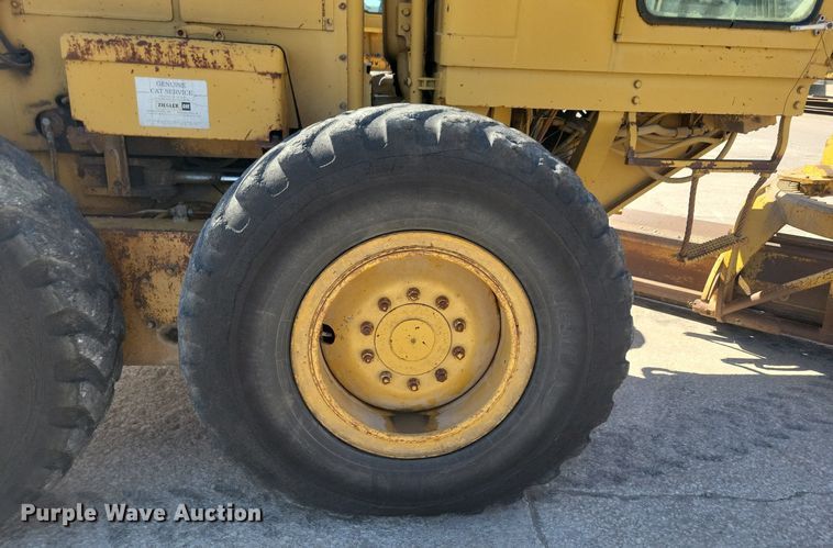 image for item DG0420 1984 Caterpillar  140G motor grader