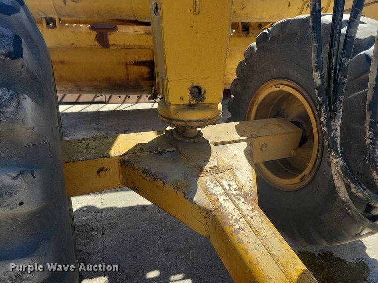 image for item DG0421 Caterpillar 463F scraper