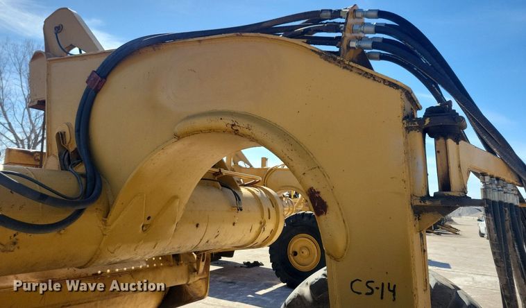 image for item DG0421 Caterpillar 463F scraper