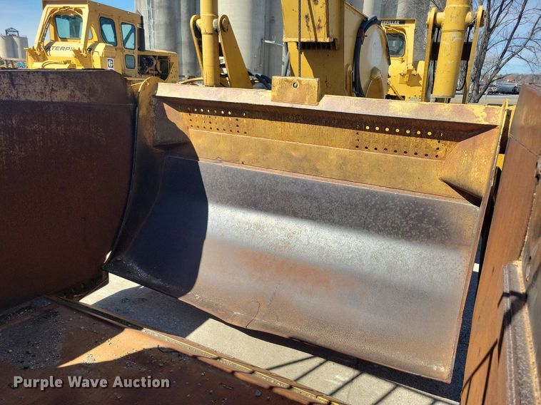 image for item DG0421 Caterpillar 463F scraper