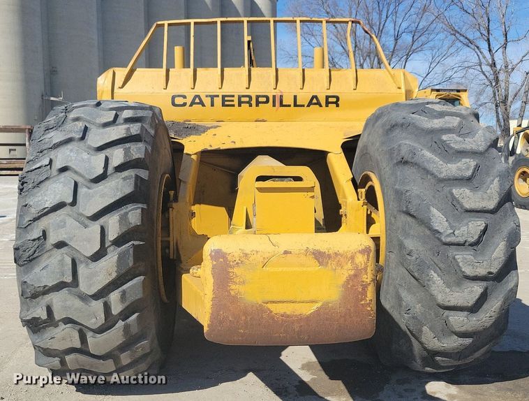 image for item DG0422 Caterpillar 463F scraper
