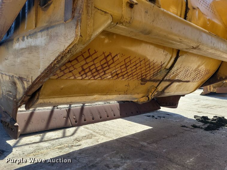 image for item DG0422 Caterpillar 463F scraper
