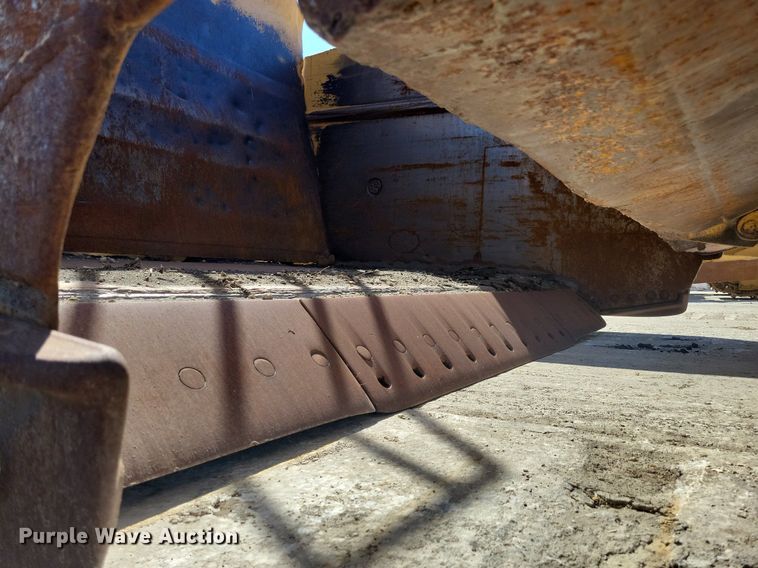 image for item DG0422 Caterpillar 463F scraper