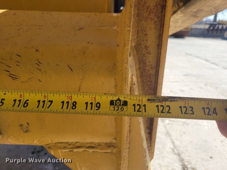image for item DG0422 Caterpillar 463F scraper