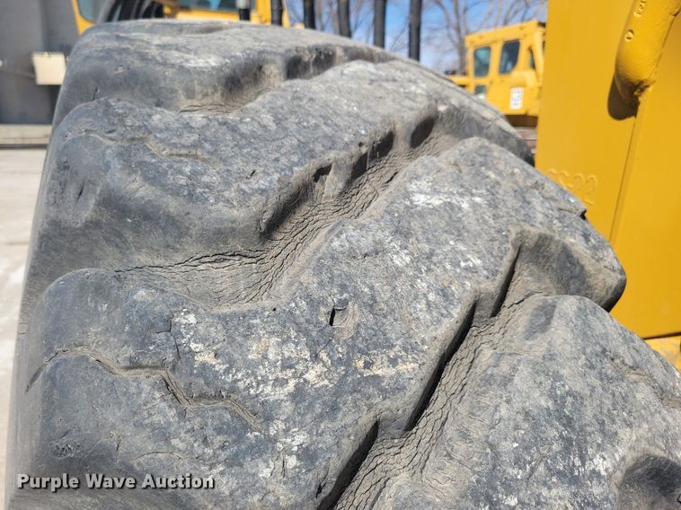 image for item DG0422 Caterpillar 463F scraper