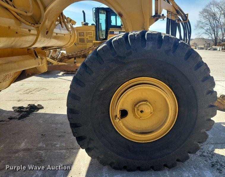 image for item DG0422 Caterpillar 463F scraper