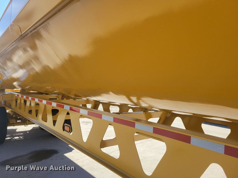 image for item DG0423 2004 Trail King TK60SSD side dump trailer