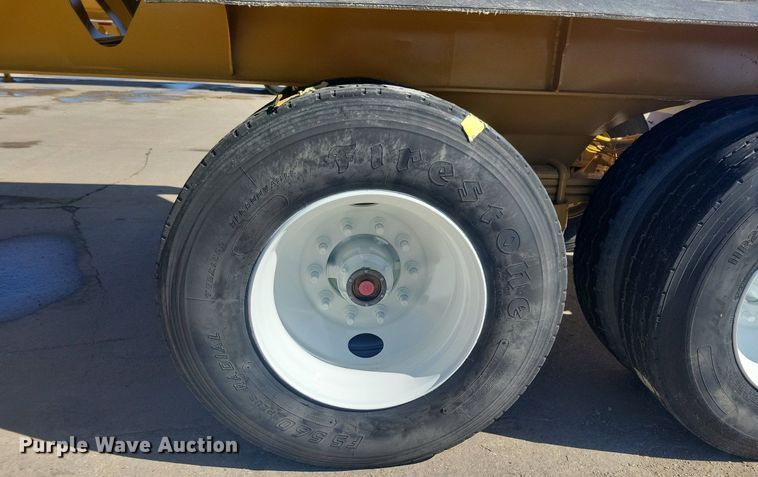 image for item DG0423 2004 Trail King TK60SSD side dump trailer