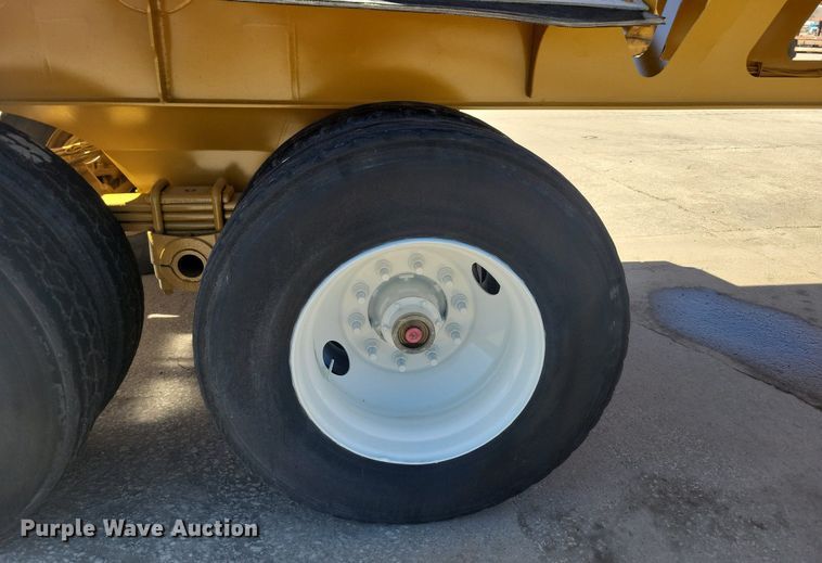 image for item DG0423 2004 Trail King TK60SSD side dump trailer