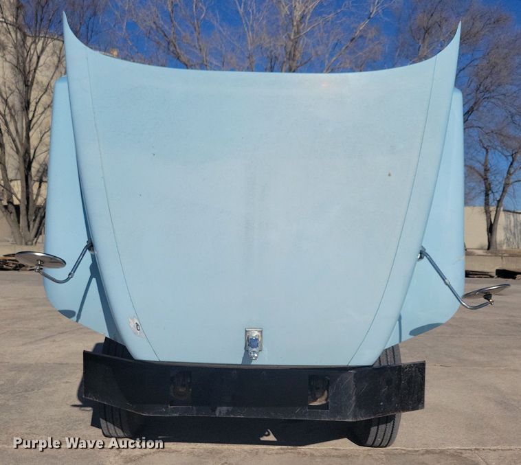 image for item DG0424 1994 Mack CH613 semi truck