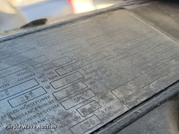 image for item DG0424 1994 Mack CH613 semi truck