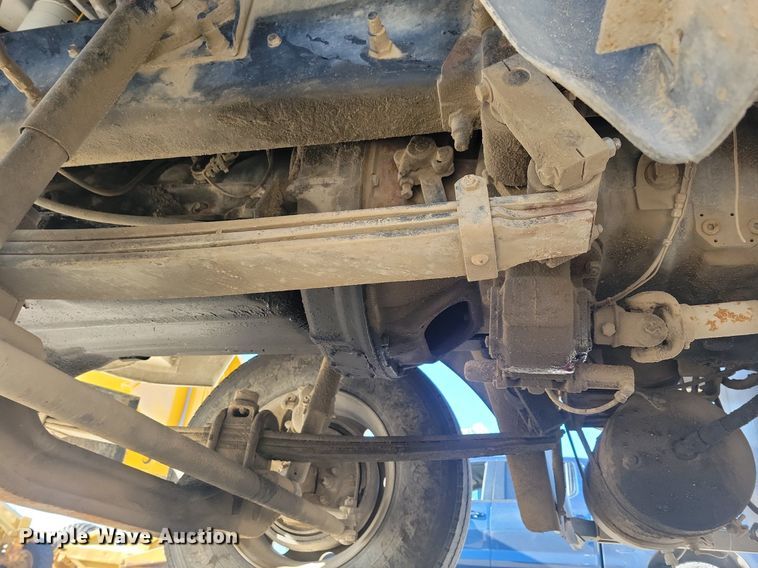 image for item DG0424 1994 Mack CH613 semi truck