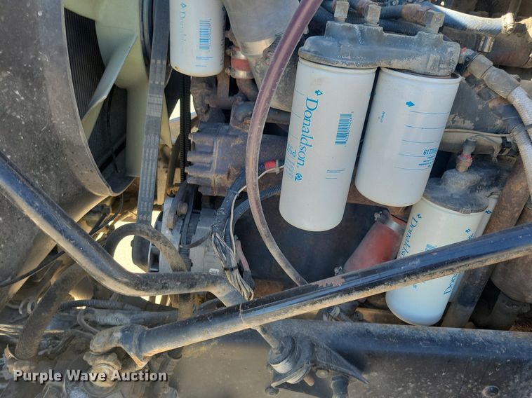 image for item DG0425 1994 Mack CH613 semi truck