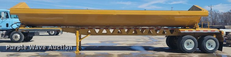 image for item DG0426 2004 Trail King TK60SSD side dump trailer