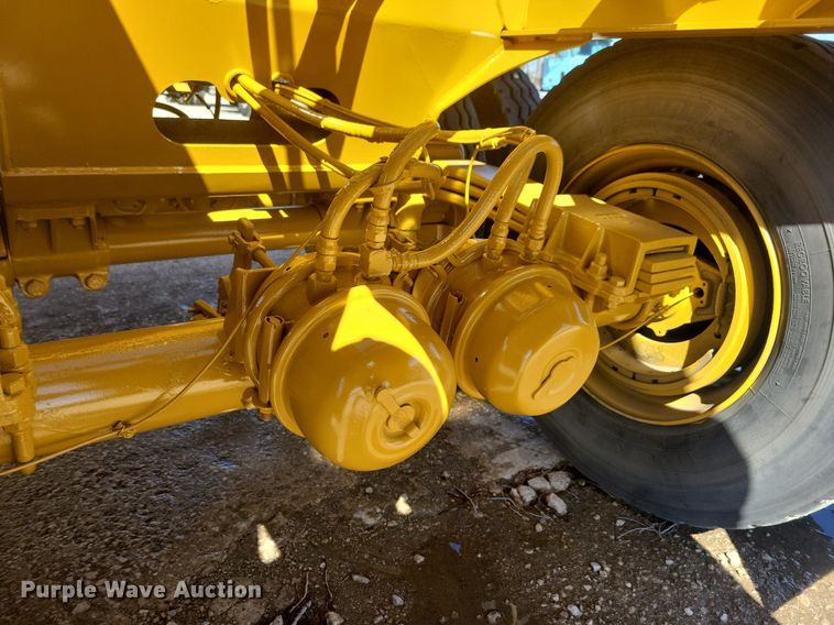 image for item DG0426 2004 Trail King TK60SSD side dump trailer