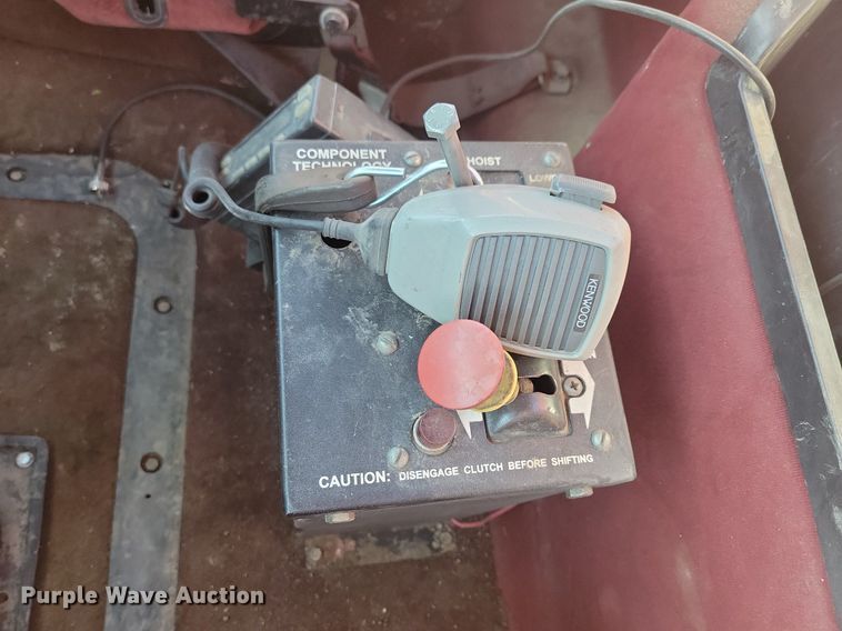 image for item DG0427 1993 Mack CL713 semi truck