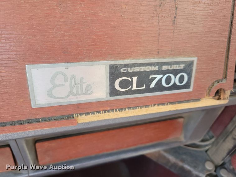 image for item DG0427 1993 Mack CL713 semi truck