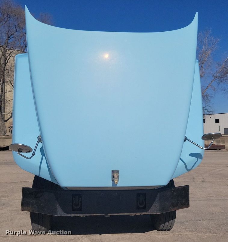 image for item DG0427 1993 Mack CL713 semi truck