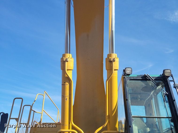 image for item DG0428 2000 Caterpillar 365BL excavator