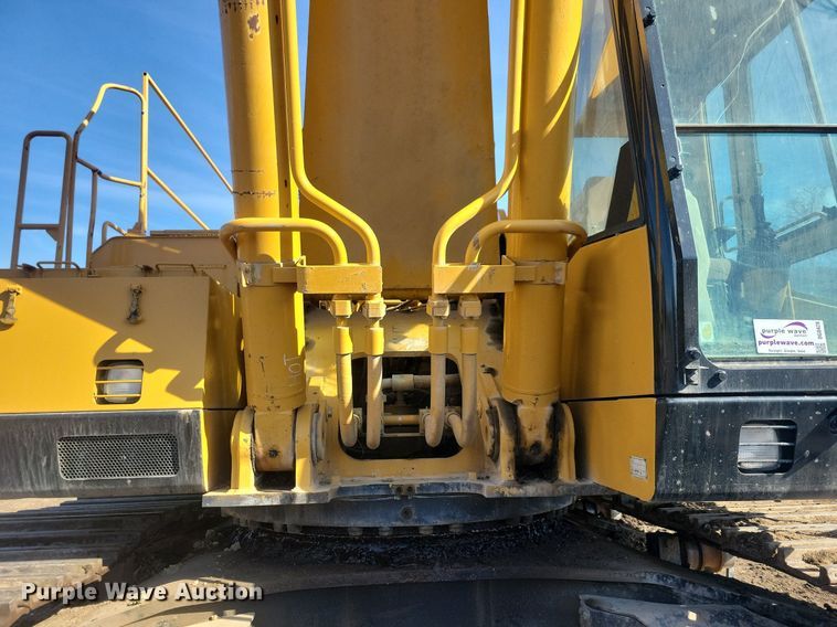 image for item DG0428 2000 Caterpillar 365BL excavator