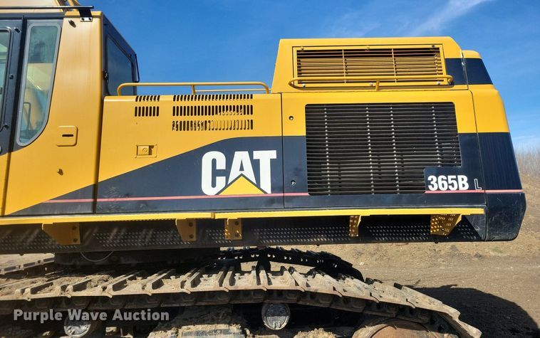 image for item DG0428 2000 Caterpillar 365BL excavator